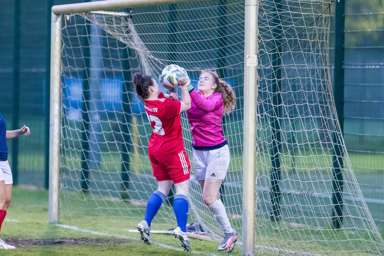 Bild 236 - F Hamburger SV 3 - Nienstedten 1 : Ergebnis: 6:1